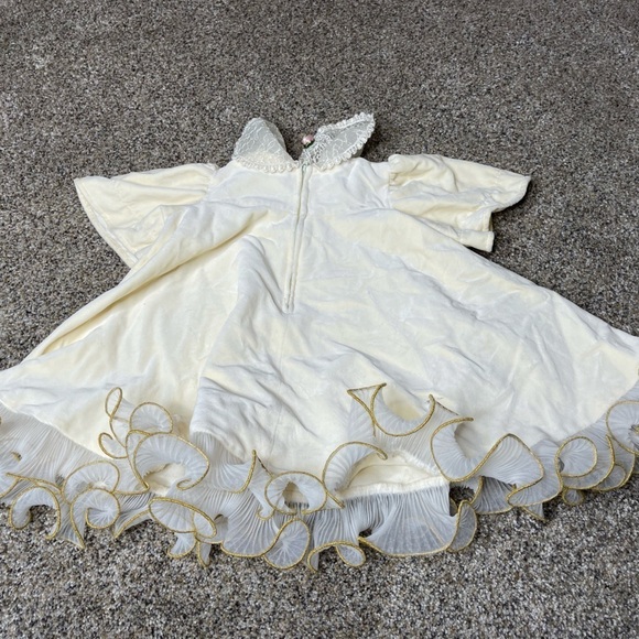 Vintage Isabella Baby Toddler Dress 2T Ivory Velvet With Lace Ruffle Bottom - Picture 2 of 7